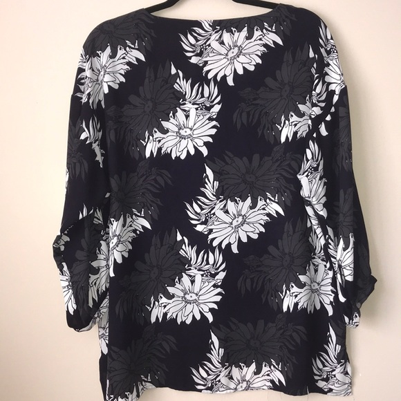 LOFT Flower Blouse - Picture 5 of 6